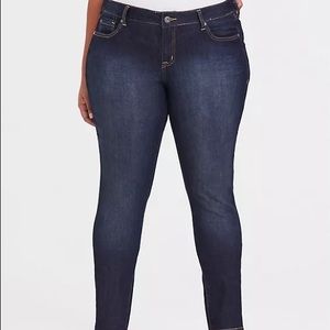Plus size torrid Curvy Skinny Jeans